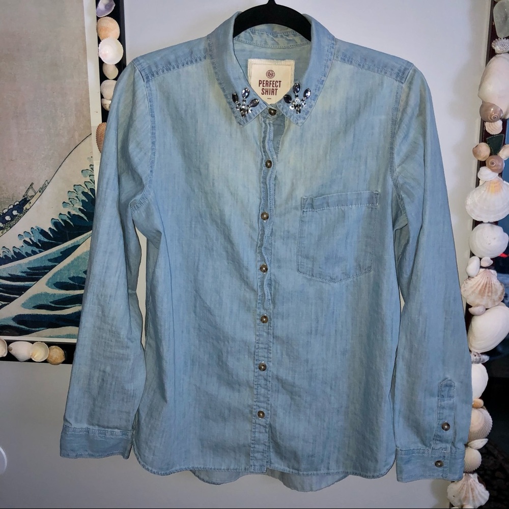 💜SO Cowgirl Sparkle Denim Shirt